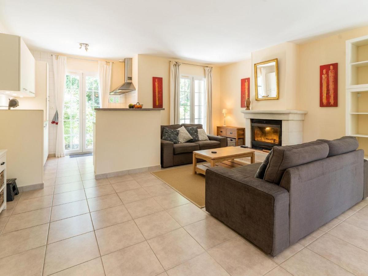 Vacation Home In Limoux With Pool Extérieur photo